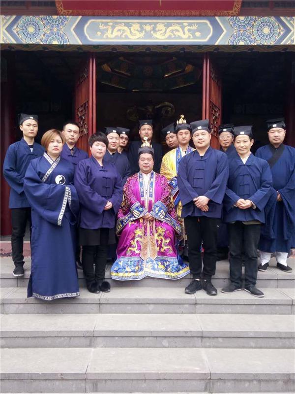 林敏应道长,俗名泓道, 茅山上清派79代弟子,正一派龙虎